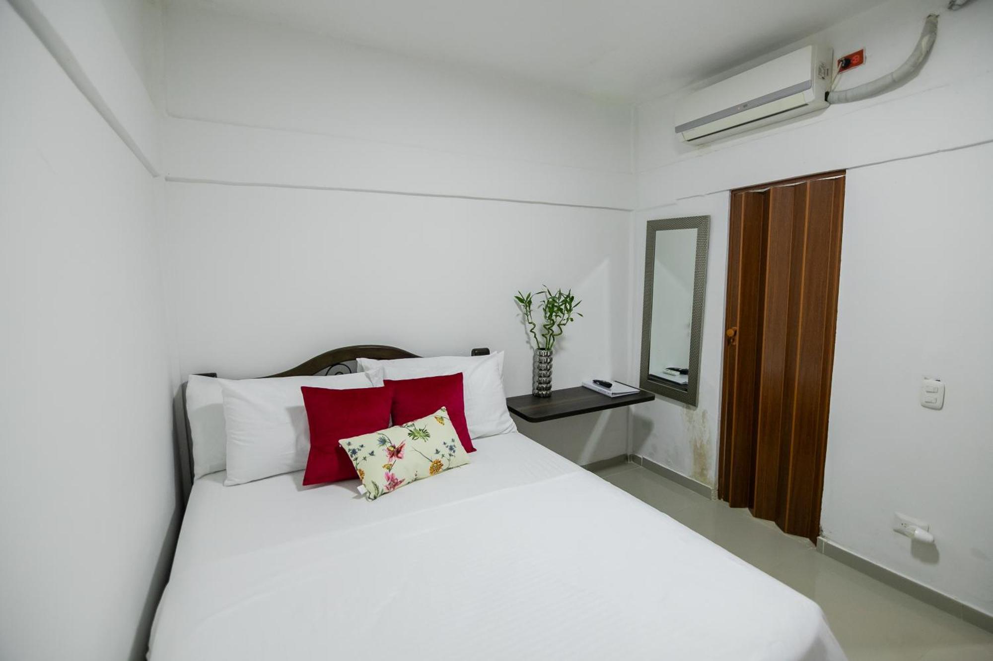 Hospedaje Rosa Blanca Cartagena  Exterior foto